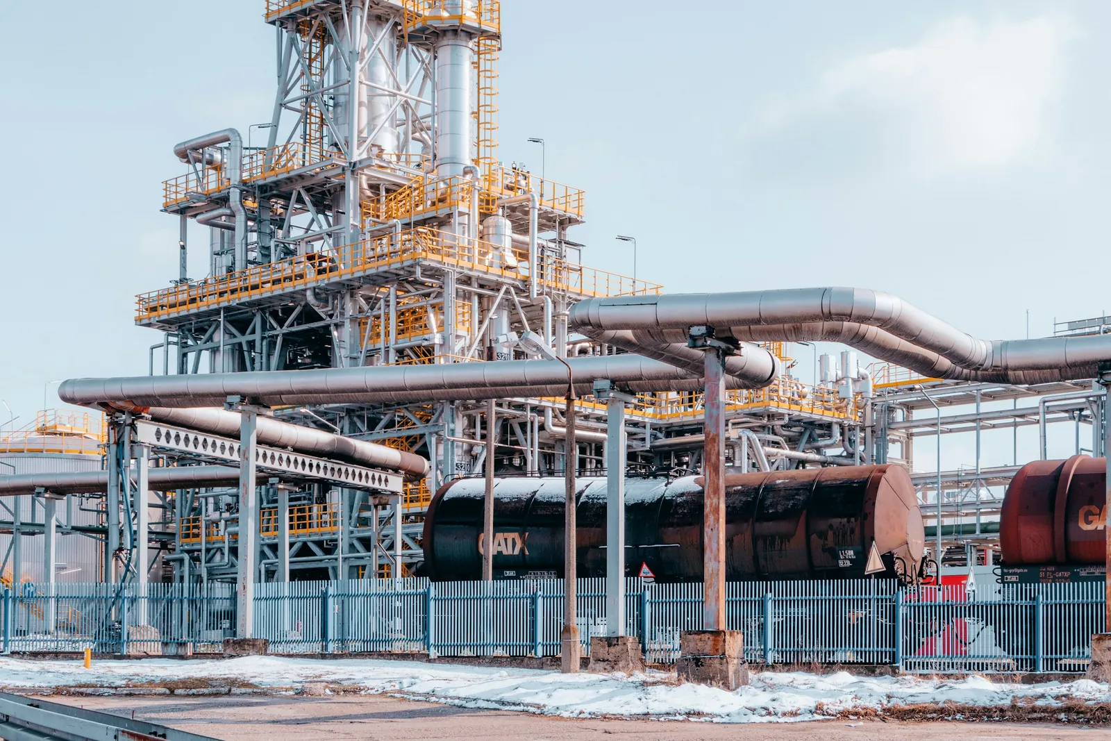 Refinery piping and process towers, oil and energy industry metal fabrication by O'Donnell Metal Fab in Norristown PA